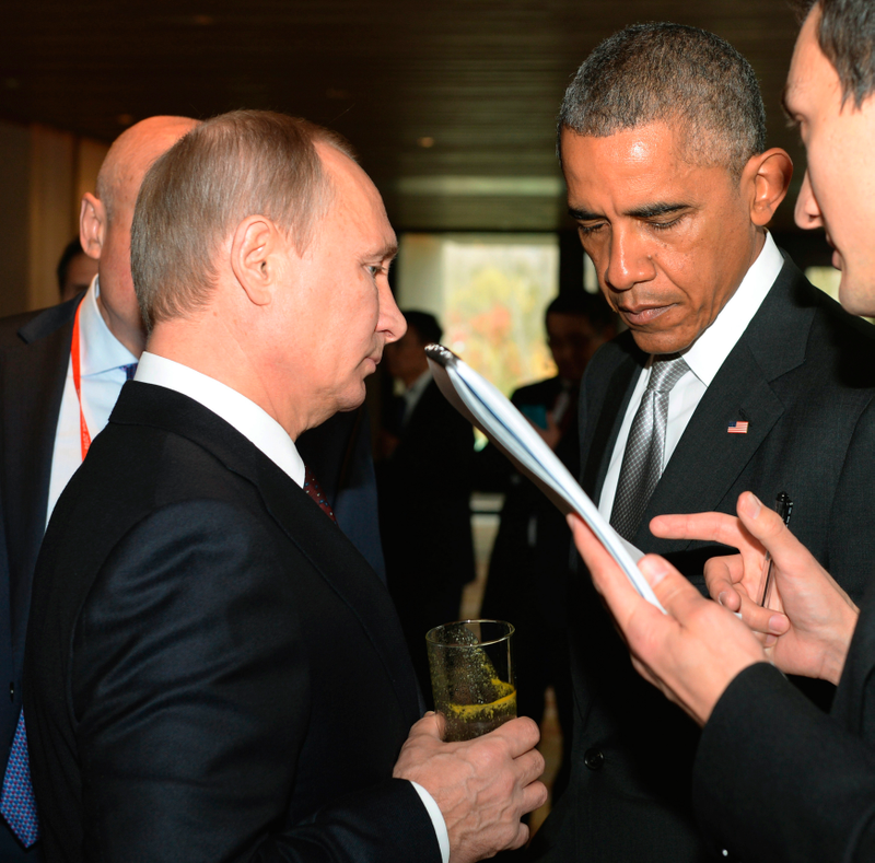 Illustration for article titled Things Got So Awkward Between Putin And Obama At China's APEC Summit